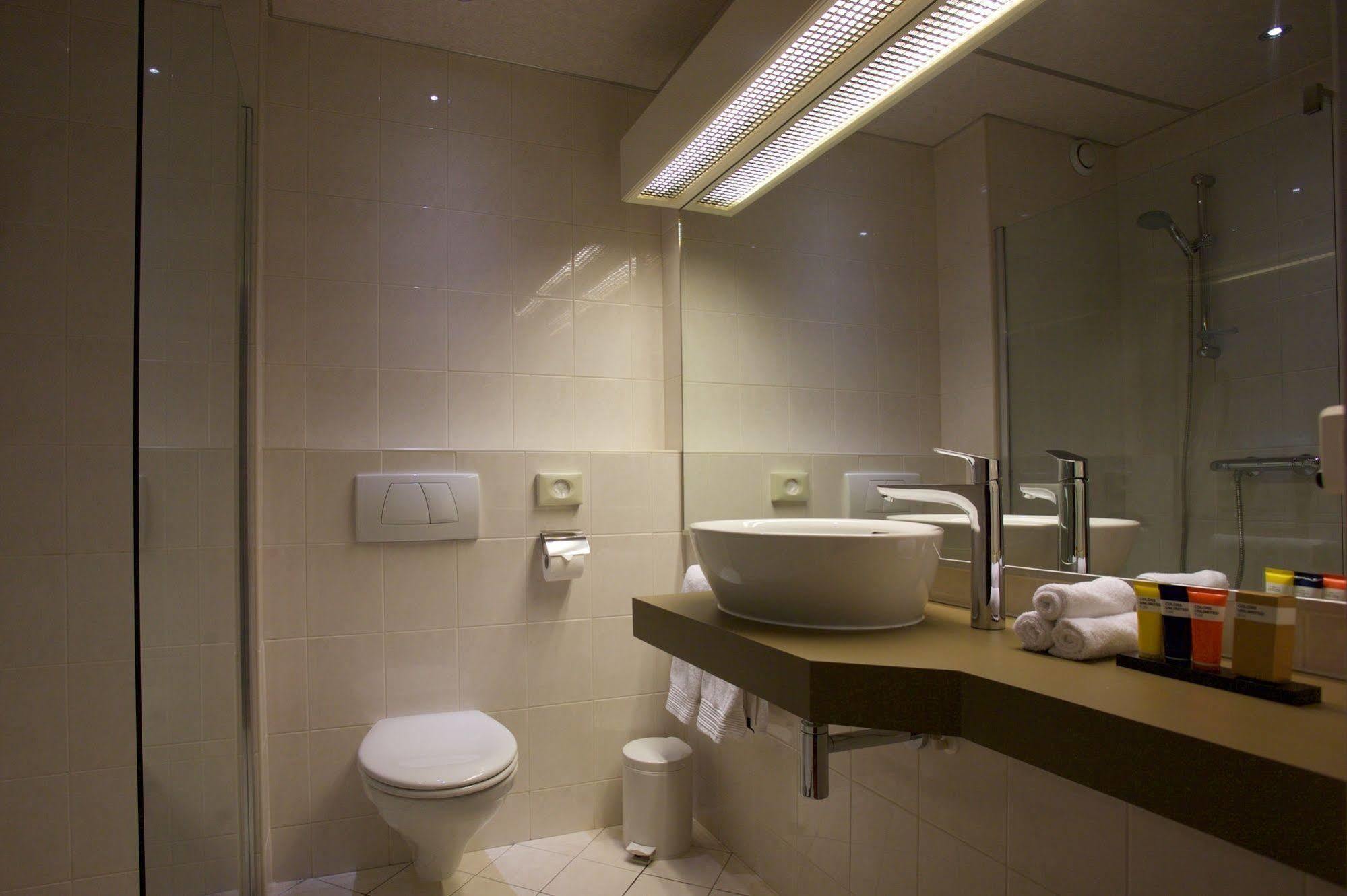 Hotel Arrows Uden Eksteriør billede